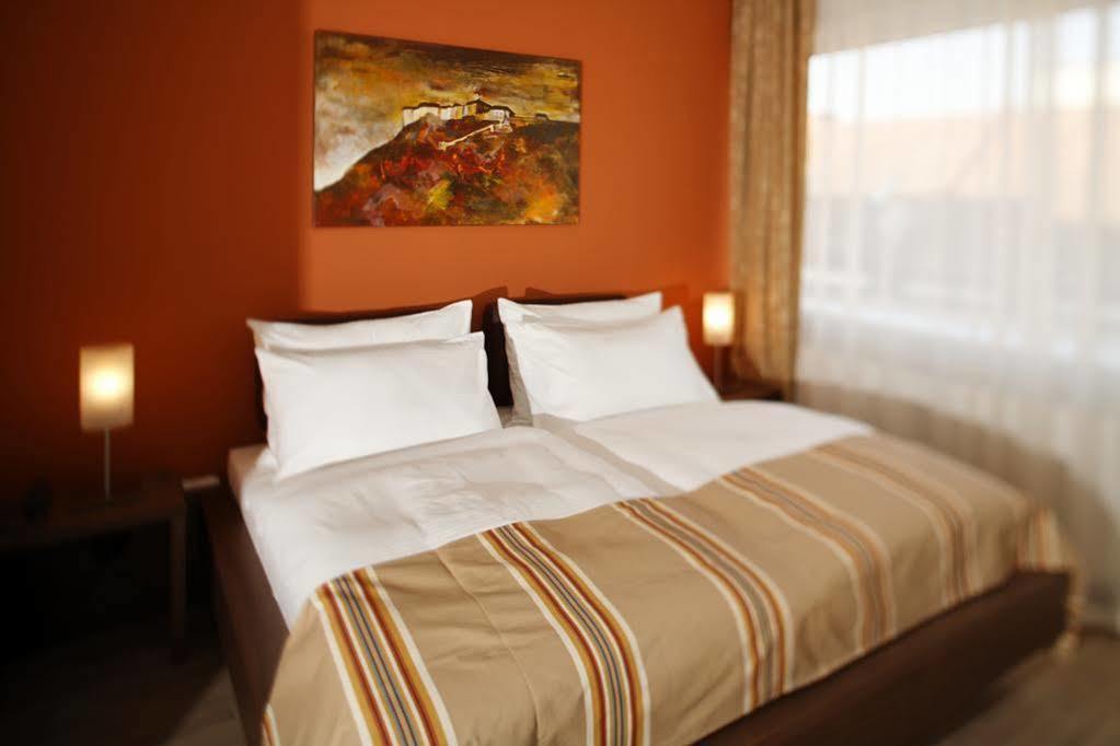 Hotel Lava Inn - 24 H Check-In - Naehe Lkh, Landeskrankenhaus, Feldbach Екстер'єр фото